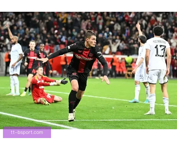 希克欧联杯主场补时连入两球完成惊天逆转