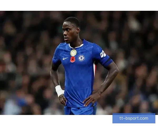 水晶宫签下查洛巴与拉克鲁瓦重组三中卫防线应对安德森缺阵困境